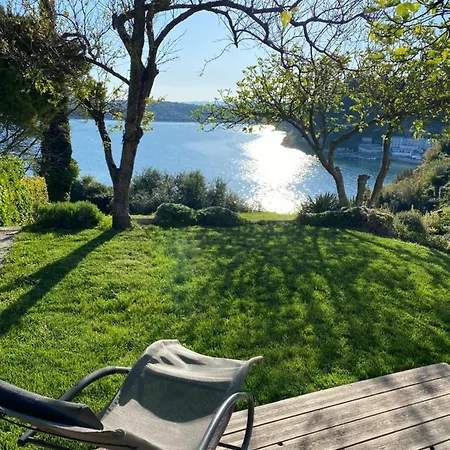 - Pocitniska Hiska V Fiesi, * פיראן