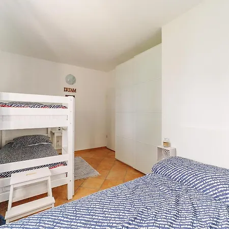 Nyaraló - Pocitniska Hiska V Fiesi, Piran