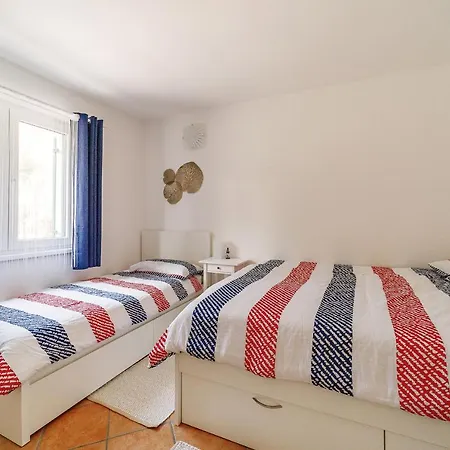 - Pocitniska Hiska V Fiesi, Nyaraló