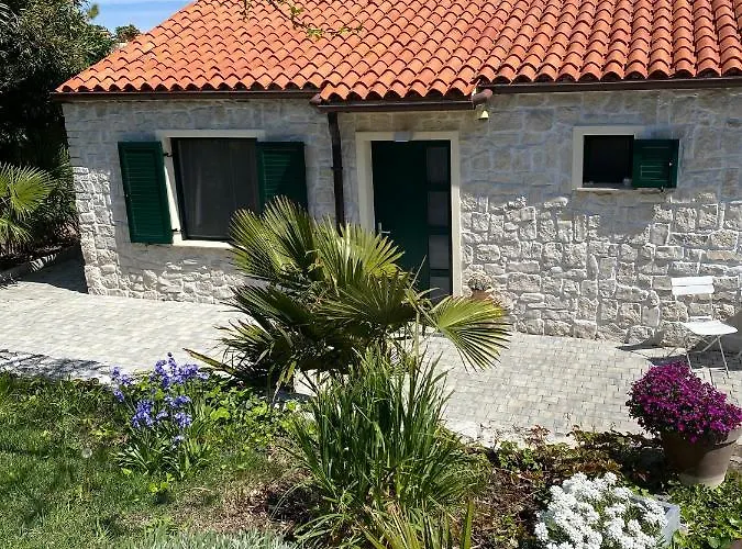 Holiday home - Pocitniska Hiska V Fiesi,