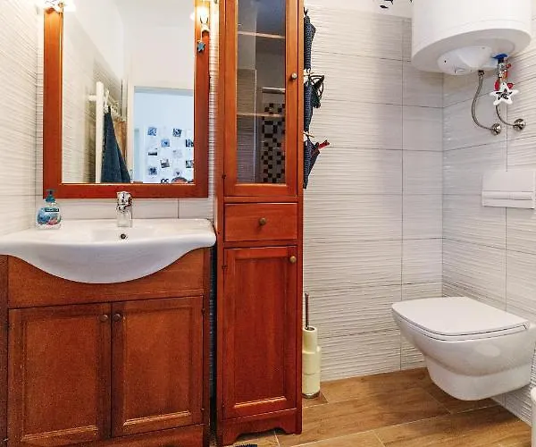 度假居 - Pocitniska Hiska V Fiesi, 皮兰