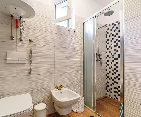 - Pocitniska Hiska V Fiesi, Holiday home Piran