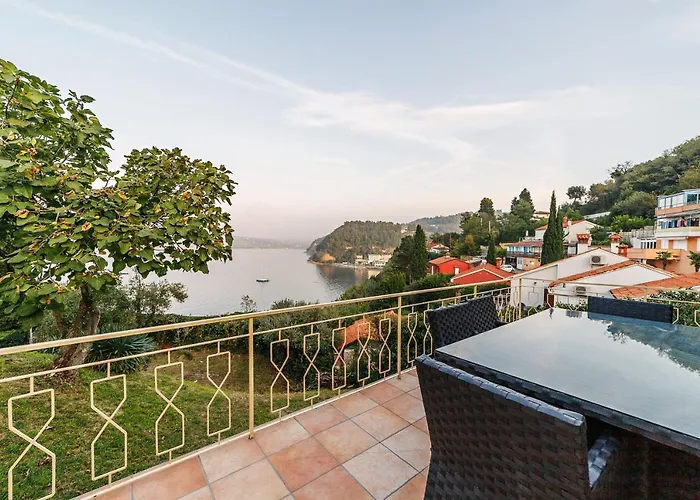 - Pocitniska Hiska V Fiesi, * 皮兰